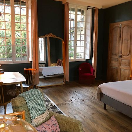 La Maison aux murs anciens et ses chambres Tarbes Extérieur photo