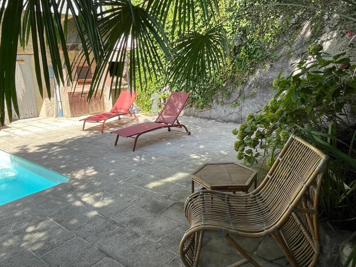 La Maison aux murs anciens et ses chambres Tarbes Extérieur photo
