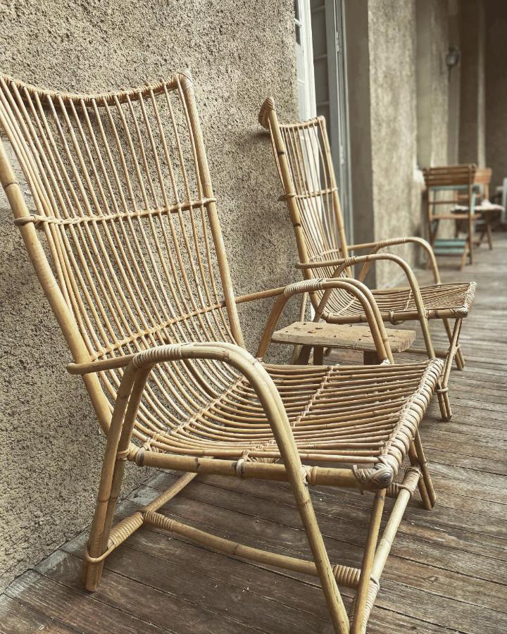La Maison aux murs anciens et ses chambres Tarbes Extérieur photo